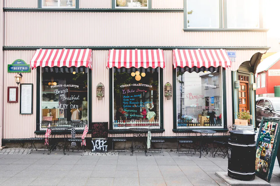 A Brief History of Pop-Ups