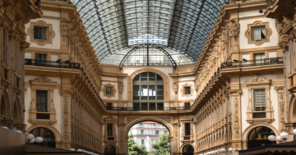 Unlock Milan's Fashion Scene: Rent Your Dream Showroom