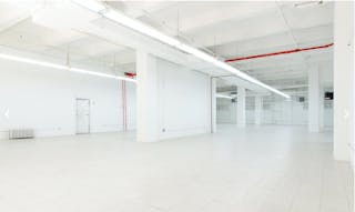 White-Box Space in Midtown - Image 3