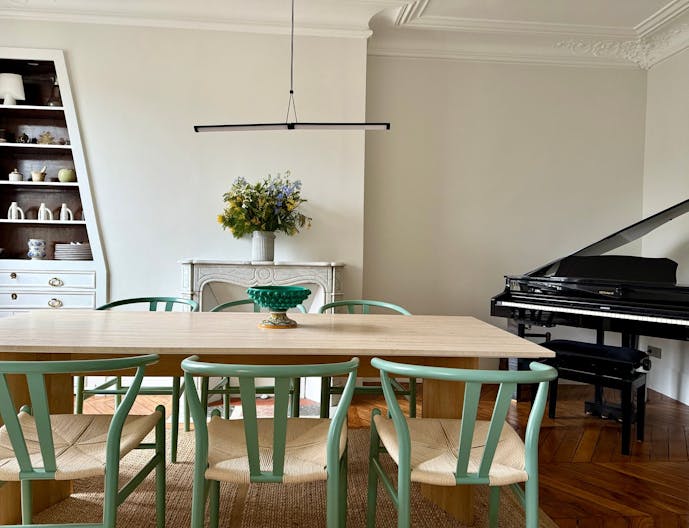 Bel appartement Haussmanien, alliant modernit� et cachet de l'ancien - Image 1