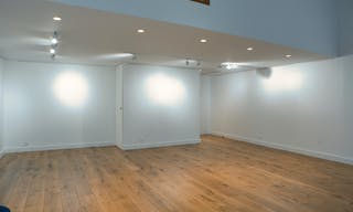 Spacious, streamlined gallery - your projects in the heart of the art district - Image 1