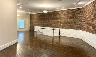 Biddeford Boutique Space - Image 1