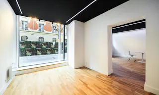Saint Gilles Pop Up Boutique - Image 2