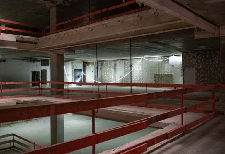 Industrial Space in the heart of Paris - Image 1