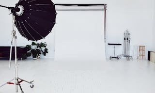 Bright day light Studio - Image 3