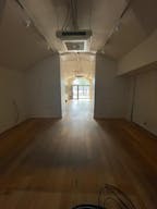 Boutique Busy Environment - Lyon Hyper-Centre - Image 3