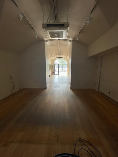 Boutique Busy Environment - Lyon Hyper-Centre - Image 3