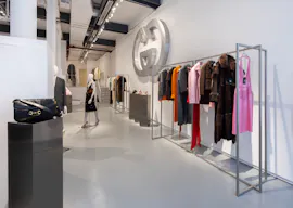 Elegant and versatile space to host memorable events in Chelsea, NYC - Image 12