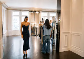 Chic Parisian Apartment – Fashion Showroom, Paris Champs-Élysées  - Image 5