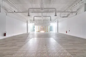 Unique Space in a Mall - Image 4