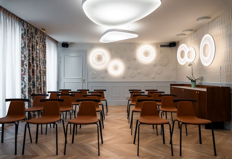 Salon � deux pas de l'Op�ra Garnier - Image 2