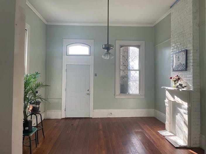 Beautiful Creative Space - Image 4