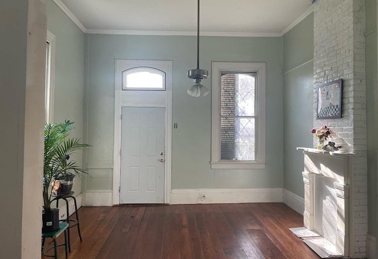 Beautiful Creative Space - Image 4