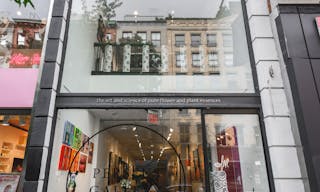 Posh 3 floor Soho space for gallery, pop-up shops and showrooms - Image 0