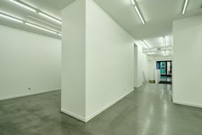 Beautifully designed store in heart of Paris  - Image 2