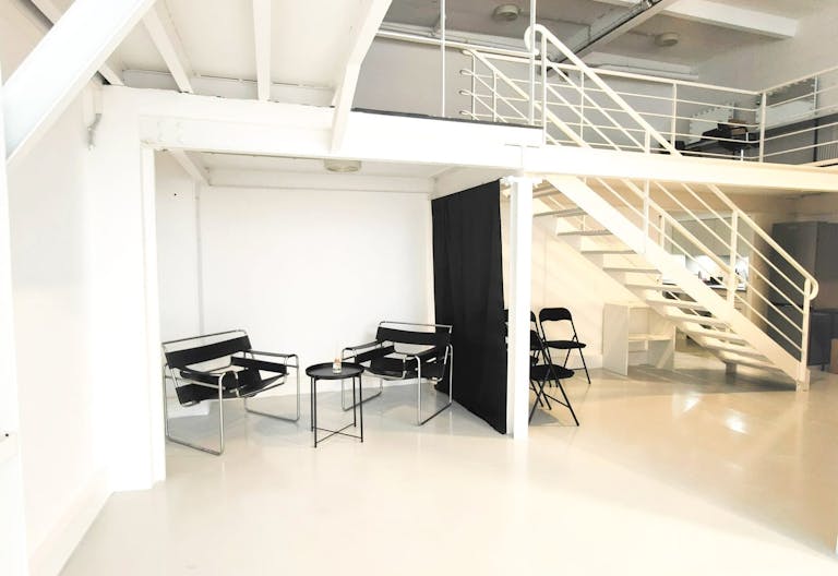 Studio de photographie/vid�o de 160 m�tres carr�s - Image 2