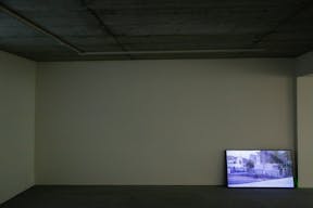 200 m2 gallery on 2 floors - Image 2