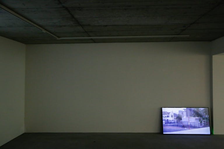 200 m2 gallery on 2 floors - Image 2