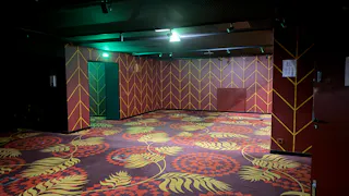 Unique 280 sqm Event & Showroom Space near Champs-Élysées - Image 2