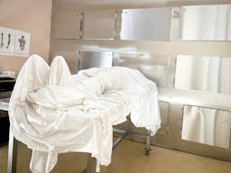 D�cor/Lieu de tournage: Morgue - Image 1