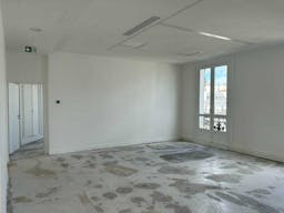 Haussmannian Style Apartment for Rent - Ideal Fashion Week Showroom - Image 4