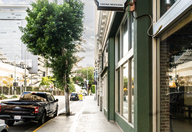 Sophisticated 2nd Generation Restaurant Space in Heart of Downtown LA - Image 1