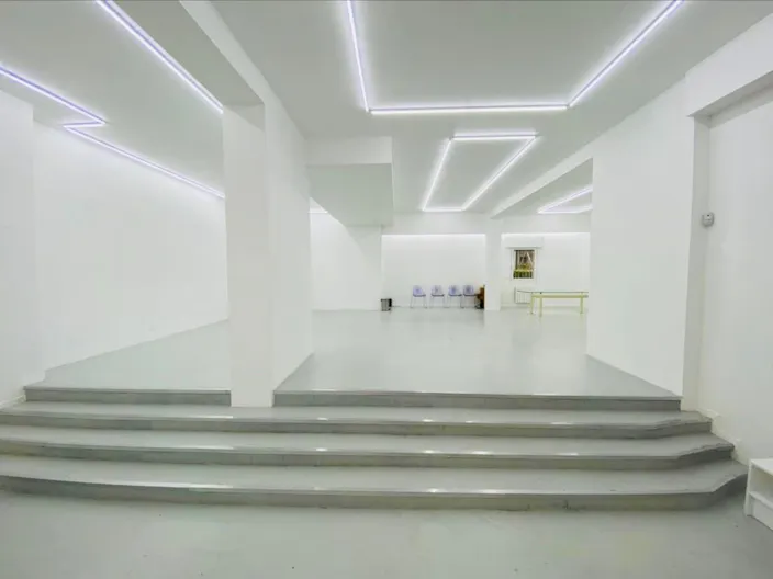 Galerie d'art en plein centre de Paris - Image 3