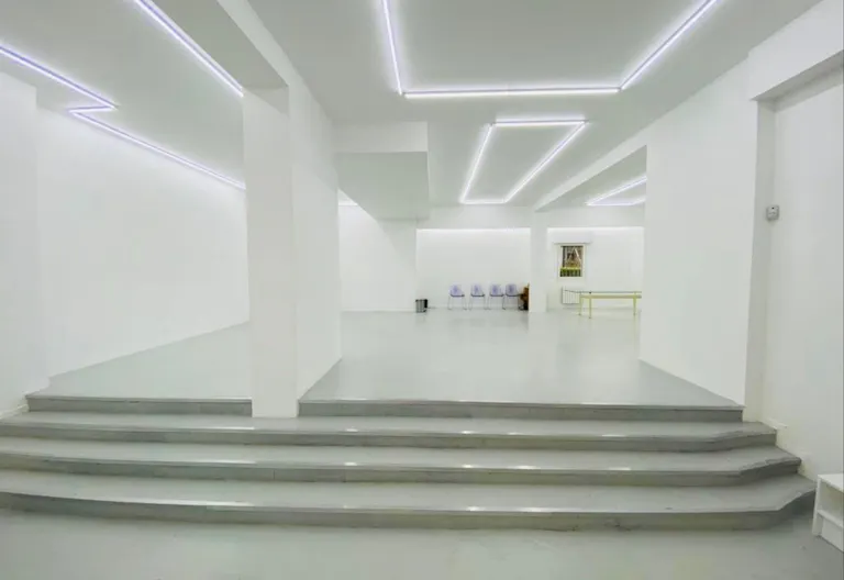 Galerie d'art en plein centre de Paris - Image 3