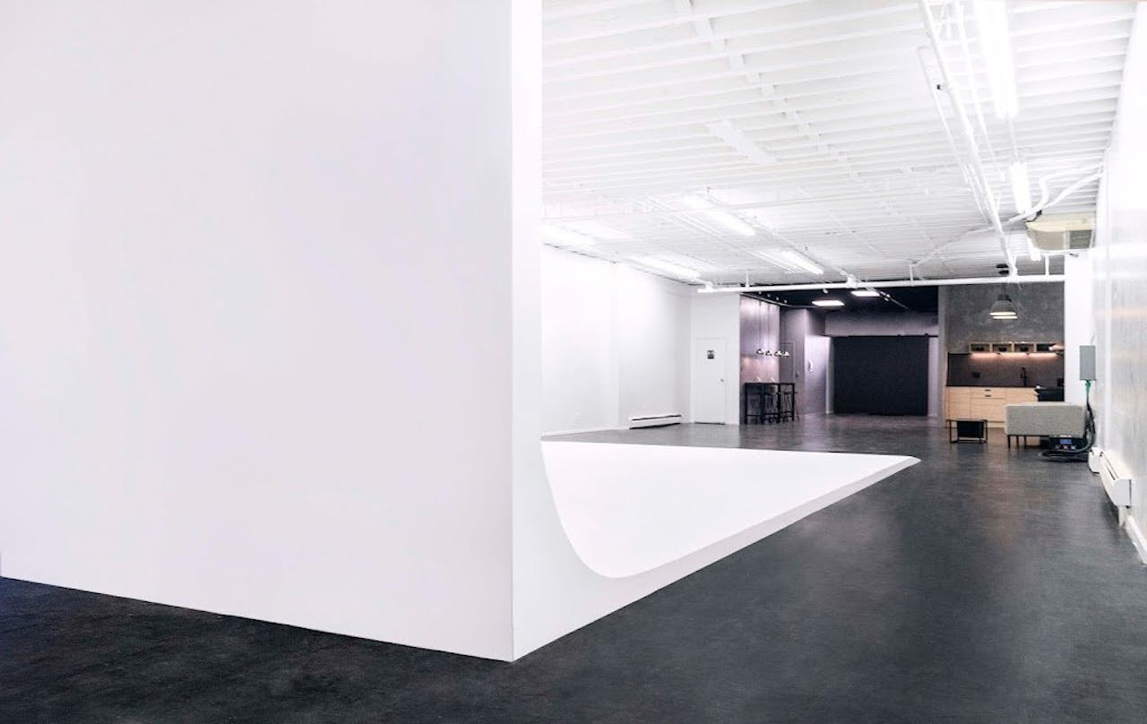 Trendy NYC Photography Studio - Image 0