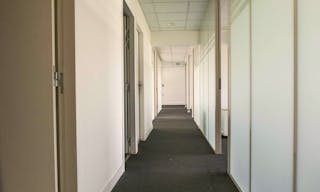 Unique Building Near Eiffel Tower - Ancien garage avec vue Tour Eiffel - Image 18