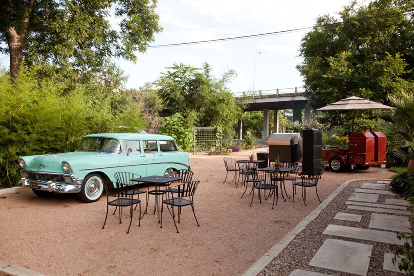 Unique 123 sqm Event and Showroom Space in East Austin