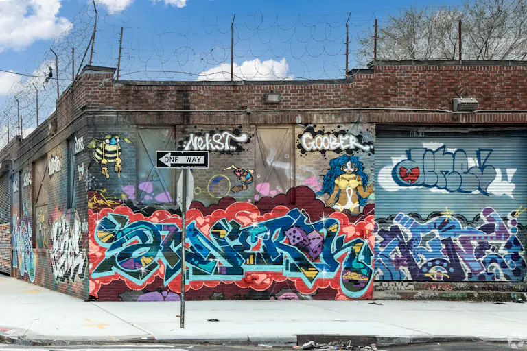 WAREHOUSE POP-UP/ SHORT TERM RENTAL SPACE - Image 1