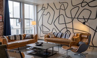 Sunny Historic Creative Loft - Image 1