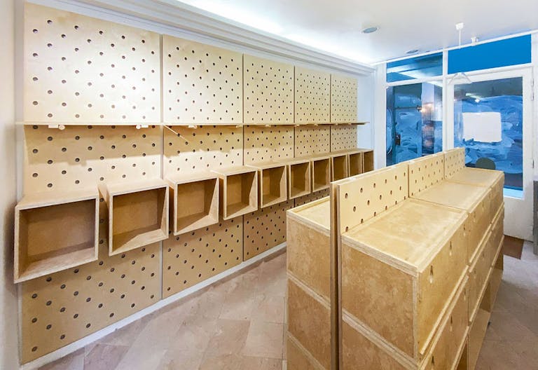 Premium Boutique in Opera - Image 3