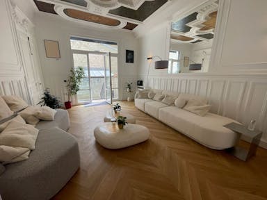 Bureaux/Podcast dans un �l�gant Hotel Particulier proche du Parc Monceau, Paris 17 - Image 0