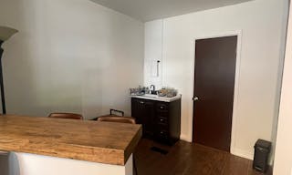 Treatment / Spa Room Available for Rent - Image 4