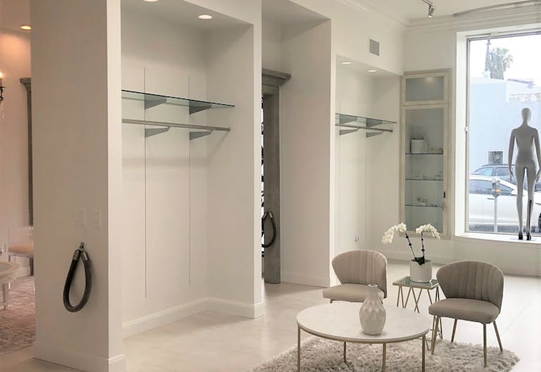 Beverly Hills Fashion Showroom/Retail Shop Space - Image 4
