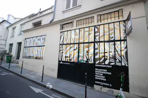 Showroom on Rue Charlot - Image 1