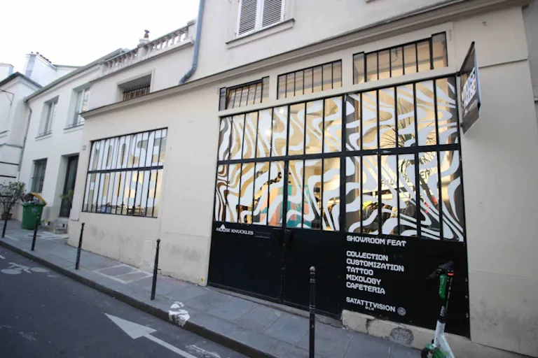 Showroom on Rue Charlot - Image 1