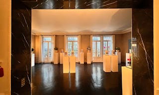 Showroom in Sublime Triangle d'Or - Image 1