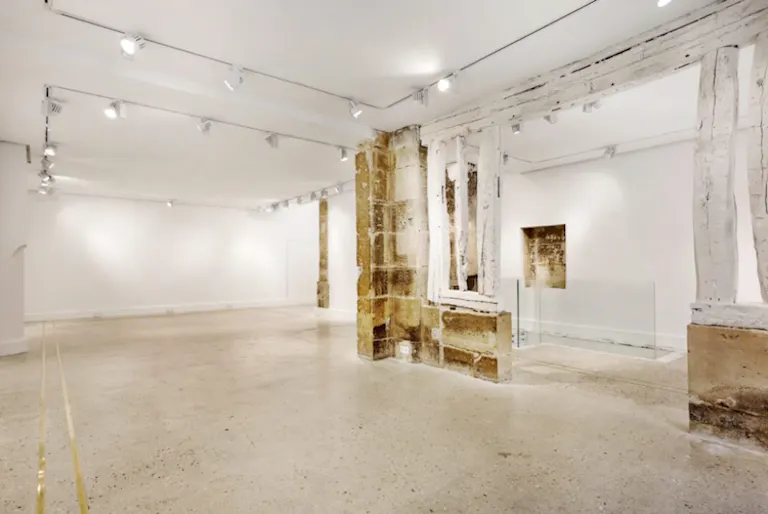 Amazing Pop Up Boutique in Le Marais - Image 1