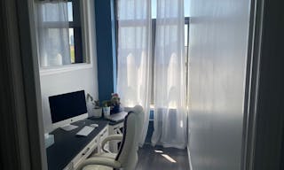 Modern Office Space in Astoria Queens ? Perfect for Meetings, Filming, or Therapy - Image 10