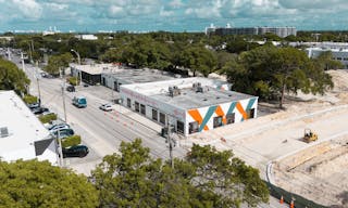 Luxury Art Basel Space in the Heart of Miami - ideal for event, office, retail, or showroom - Image 4