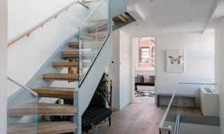 Sun-Drenched Soho Penthouse with Two Terraces - Image 15