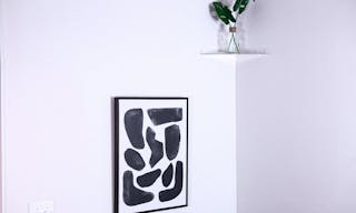 Chic and Luxury Stylist Studio Space - Image 5