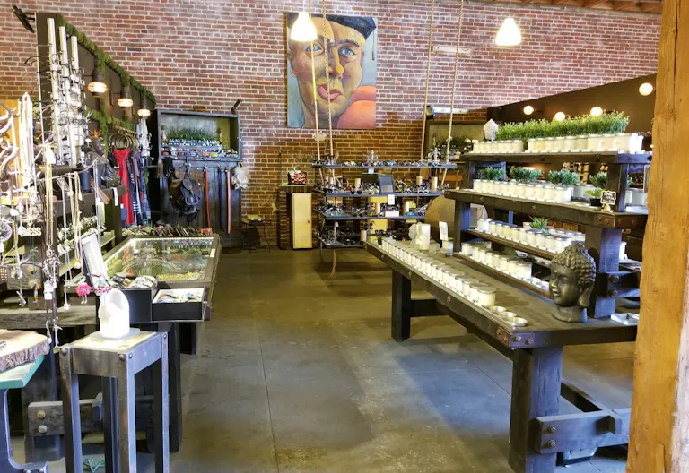 Artist space in the heart of Arts District - Image 2