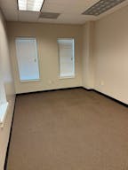 Large office space available for rent immediate - Image 2