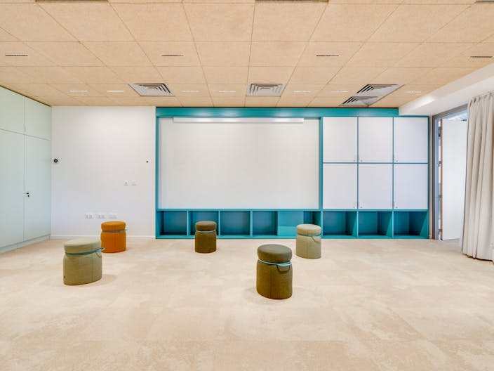 Salle cr�ative pouvant accueillir jusqu'� 35 personnes - Image 3