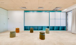 Salle cr�ative pouvant accueillir jusqu'� 35 personnes - Image 3