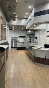 Modern Midtown Restaurant and Bar - Image 0